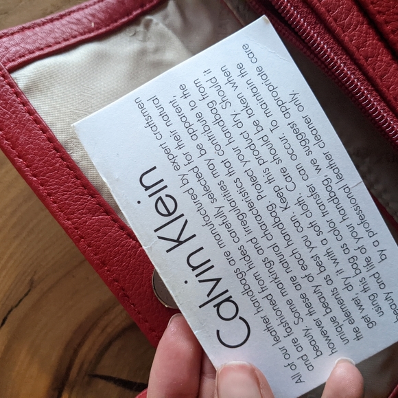 Calvin Klein Red Crossbody - Picture 6 of 7